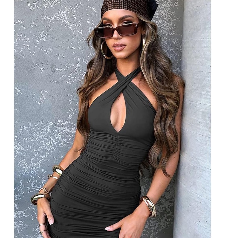 Criss cross body on dress in black